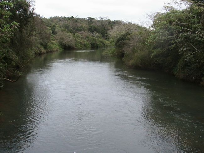 まだ滝は見えない。