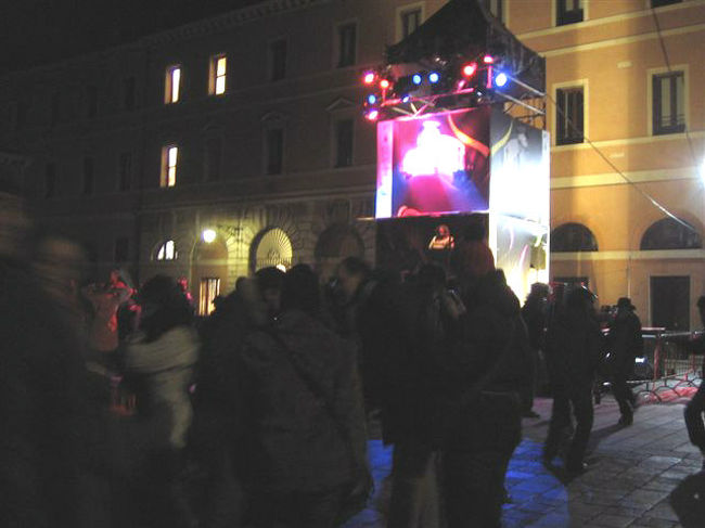 後ろのほうにはイルミネーションが。