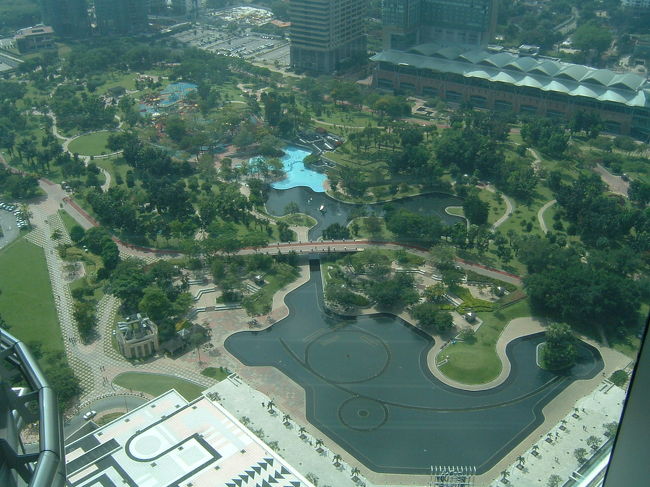 下の公園もよく見えます。