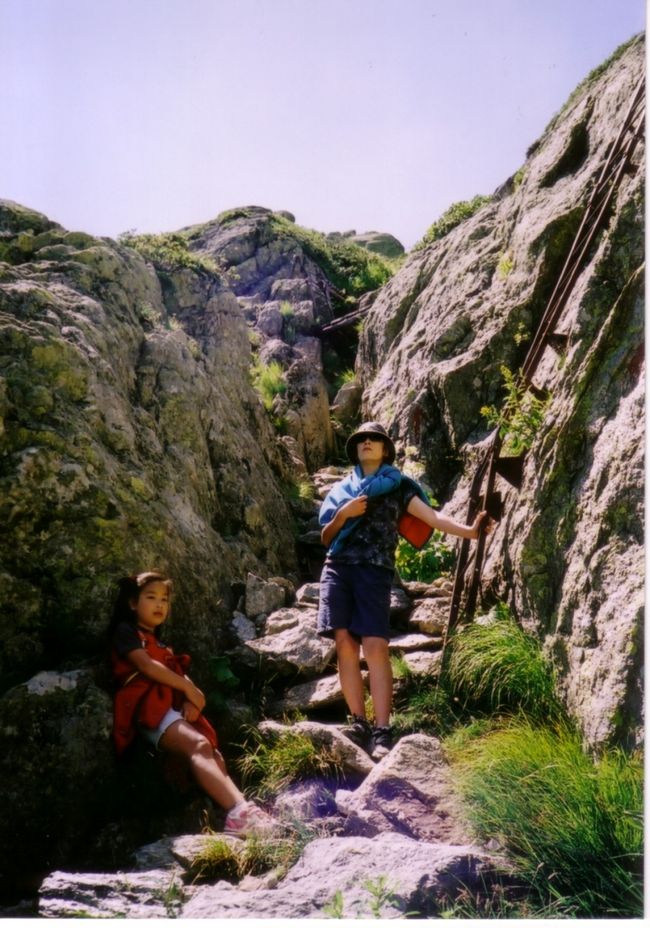 シェズリー湖からエギュレットまでは、鉄梯子の連続です。