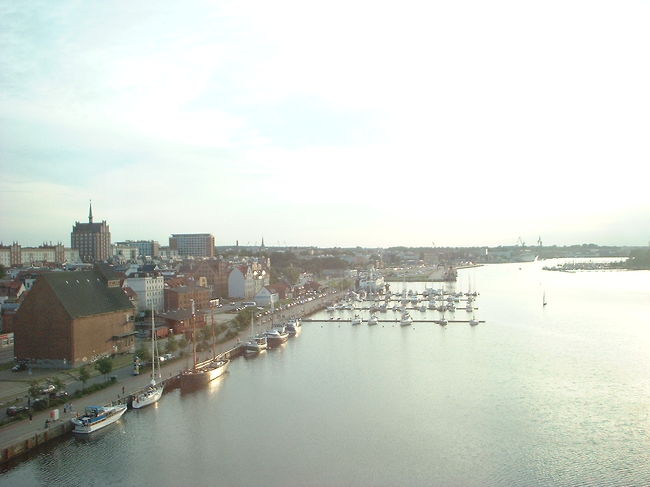 どーんっと上の方に上って景色を眺めるのもいい。