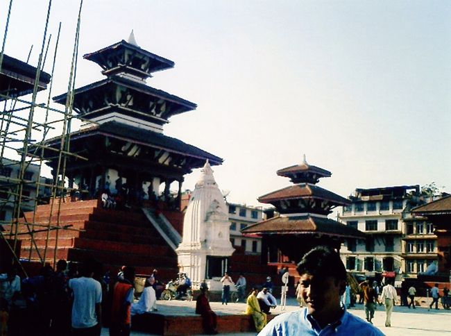 美しいネワールの建物群。シヴァ寺院。