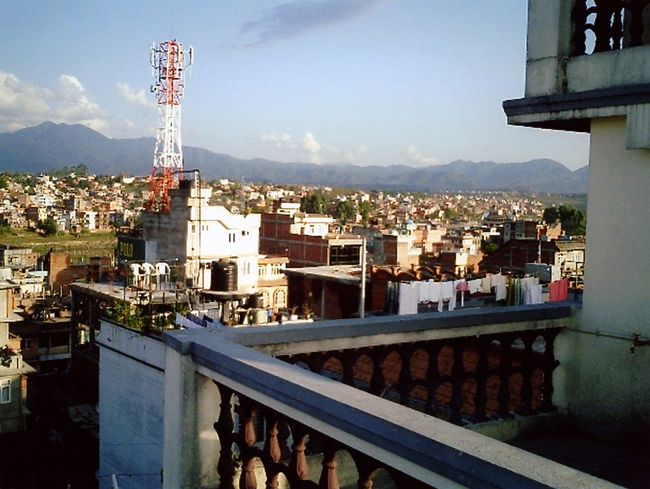 タダで街を案内してもらい、そのまま意気投合で泊めてもらうことになった　さんのお宅の屋上から見た景色。