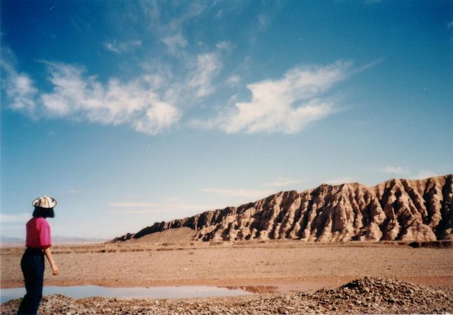 カザフ族の帽子を被って。<br />Photo by N