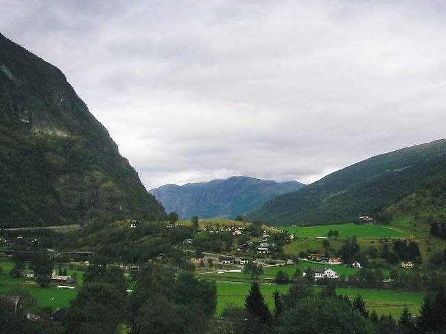 な〜んにもない、フラムの町の眺め。