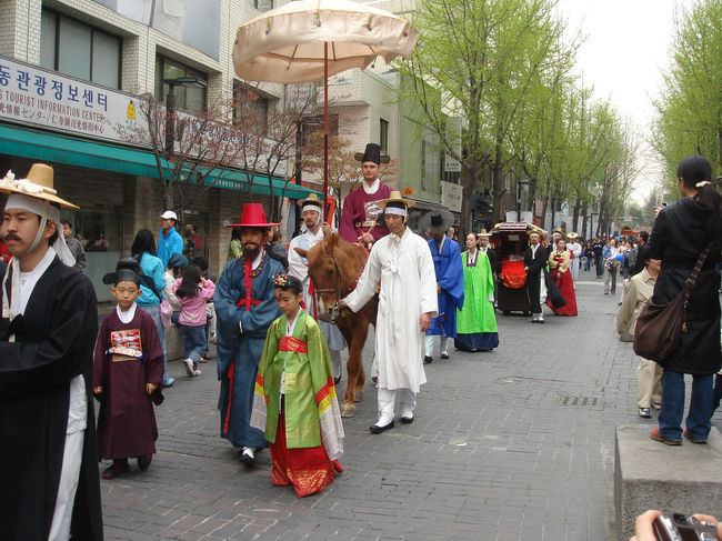 どうやら結婚のパードの再現(本物!?)らしいと勝手に判断しました。