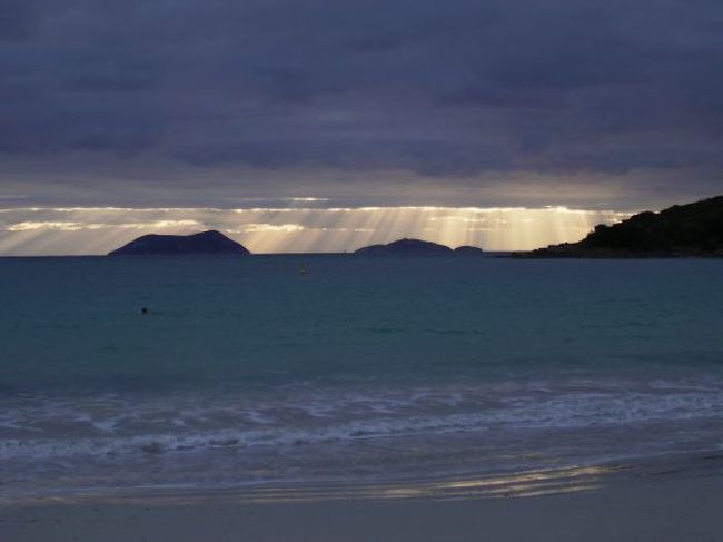 Albany の日の出　2006年元旦　穏やかな初日でした。