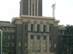 名古屋市役所。
平林金吾設計。1933年。