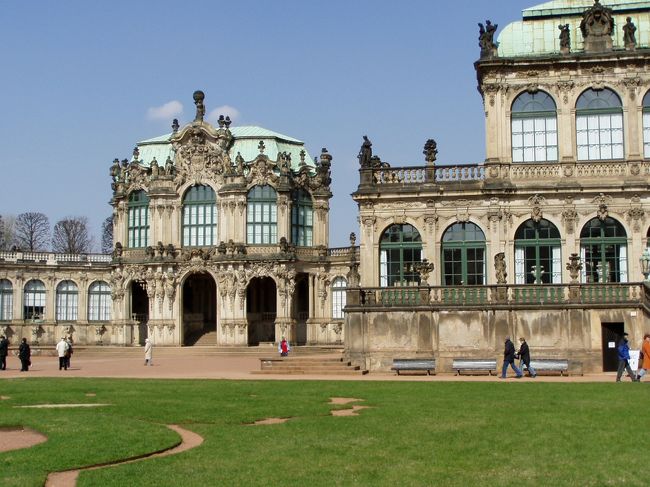 ツヴィンガー宮殿