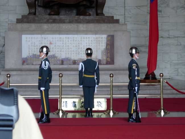 あら！ここでも交代式やってます