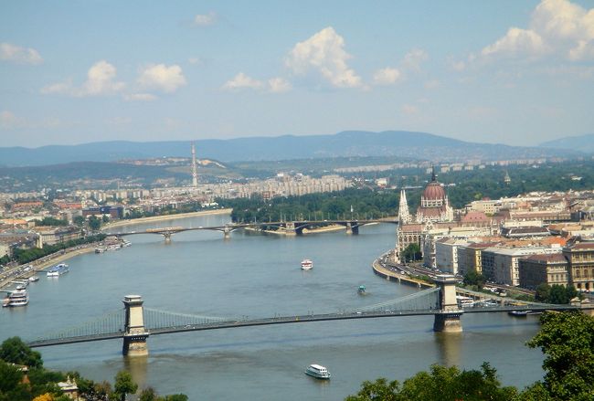 ゲレルトの丘のツィタデッラより<br />　　