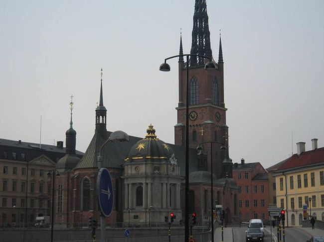 教会がとてもよく目立つ。