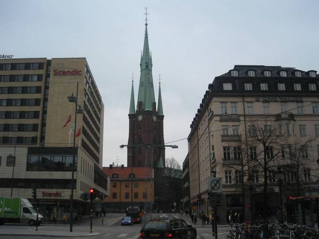 駅からも教会が見える。