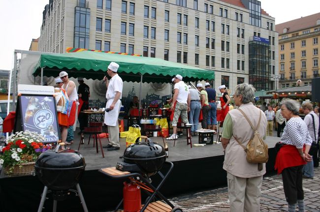 ソーセージ焼き大会!?