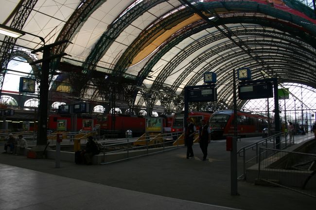 列車が来ない。また待ちです。遅れること４５分