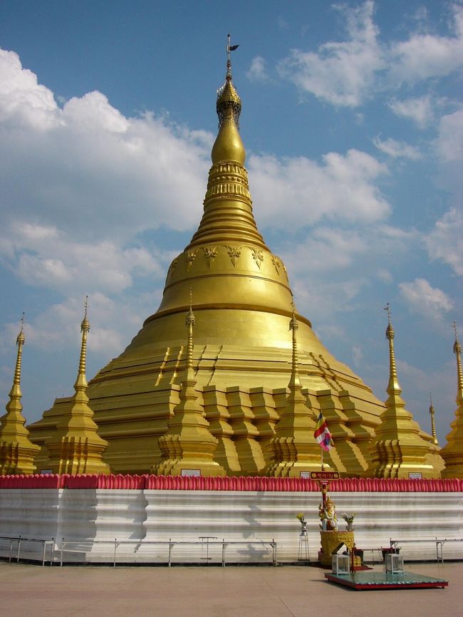 金ピカの仏塔（パゴダ）はミャンマーのシンボル！！