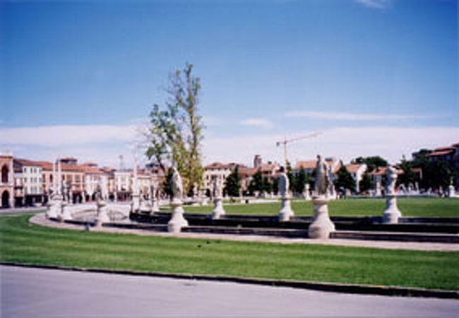 Prato　della　Valle