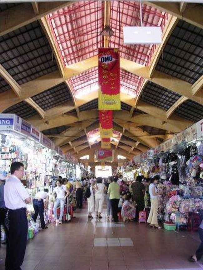 お約束のベンタイン市場<br />日本語普及率は予想以上でした。通訳の手間が無いので楽でいいけど・・・（ちと高い）