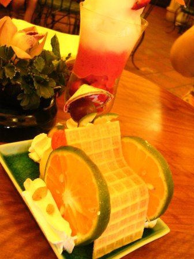 シクロの形をしたパフェ