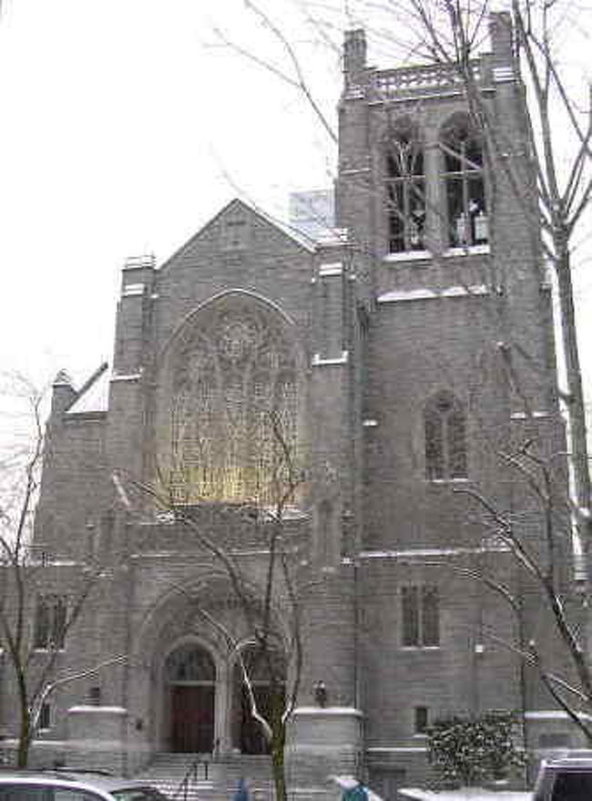 雪が降りました！！（バンクーバーは暖かいので滅多に雪は降らない・・はずなのに）