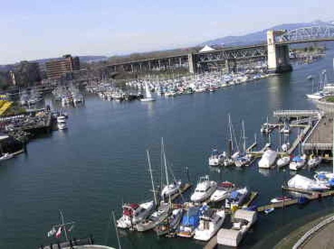 グランビル橋からの眺め