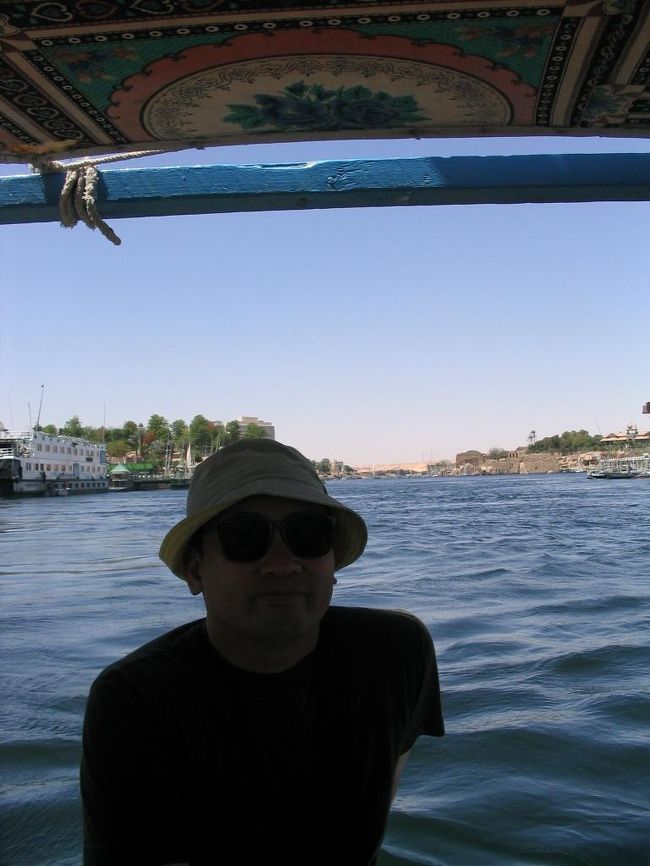 場所は移り、ファルーカ（帆かけ舟）後はナイル