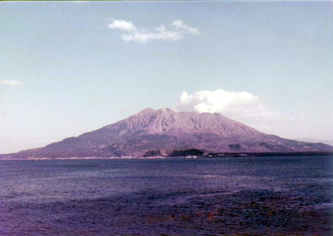 赤い桜島 赤い桜島の写真素材 [60849539] - PIXTA