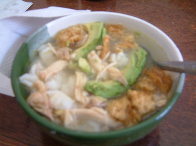 スープにもアボガドが入っている<br />とうもろこしのスープ