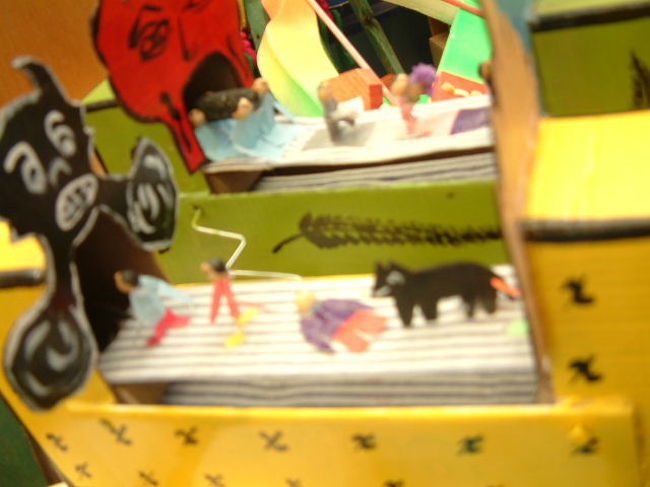 天国地獄劇場<br />くるくる回すとストーリーが展開していきます。買ってくればよかった！