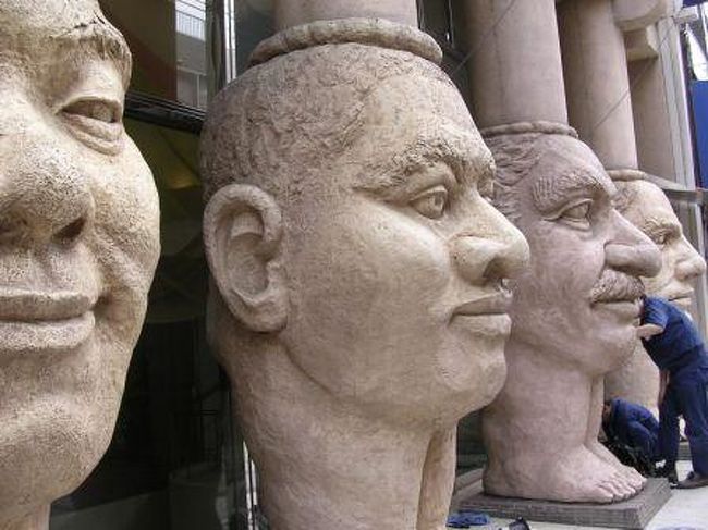 道頓堀ホテルの入り口<br />いつか泊りたい