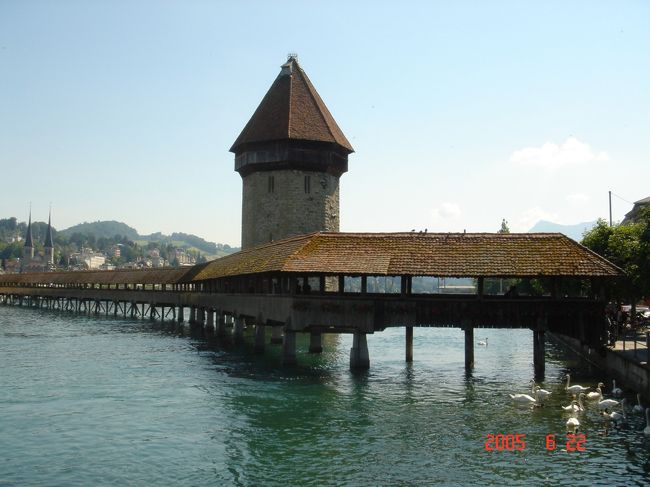 ルツエルンの名物であるカペル橋。