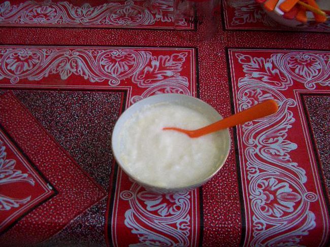 ■又出て行く <br /><br />その後、又、市場を散策。シャーベットを食う（５毛）　ヨーグルトを食う（１元） <br /><br /><br /><br /><br /><br />