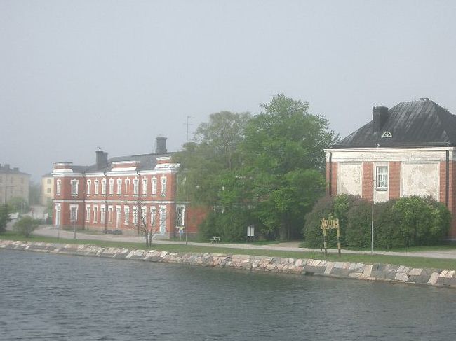 一角が海軍施設で立ち入り禁止になっている。