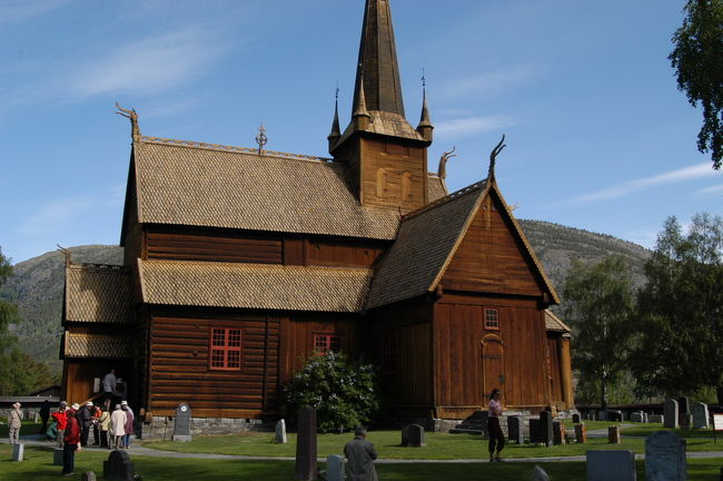 ロムのスターブ式教会。鉄の釘は使用されていない<br />