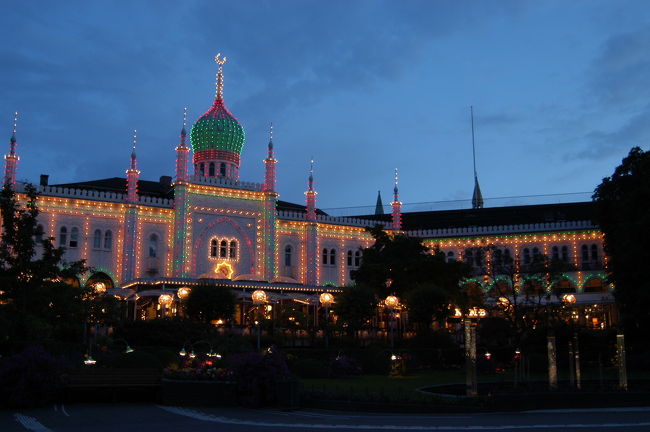 「チボリ公園」にて<br />