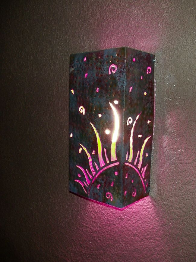 廊下にあるランプもかわいらしい。