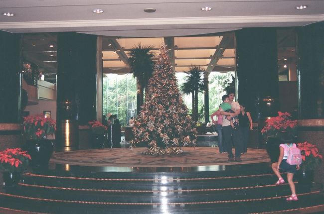 ダイヤモンドホテルのロビー