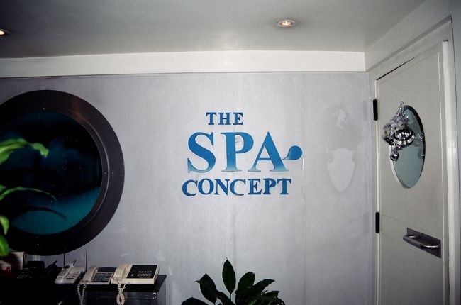 ホテル内にある「THE SPA」。<br />市内のマッサージ店やスパとほとんど料金は変わりません。マニラのホテルでのマッサージは結構お得！