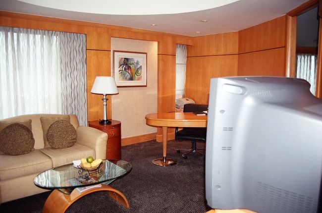 デラックススイートのリビングルーム