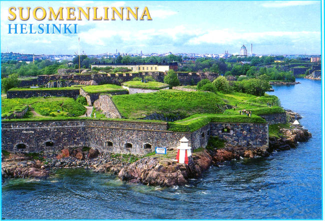 海側からみたスオメンリナ要塞。