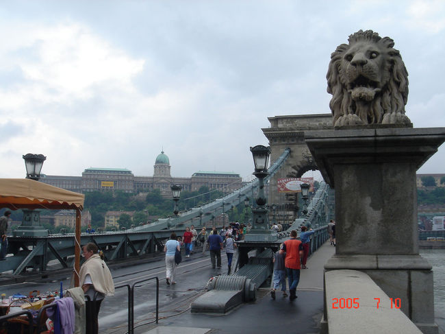 ブダペストのシンボルである「くさり橋」。