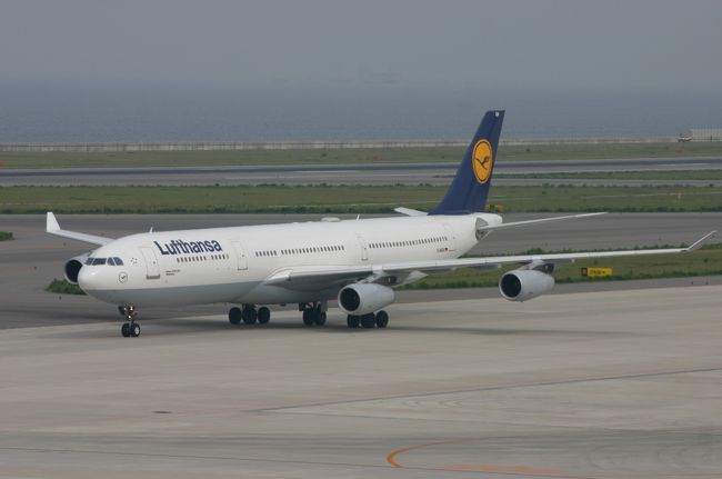 Ｌｕｆｔｈａｎｓａ<br />Ａ３４０−３００