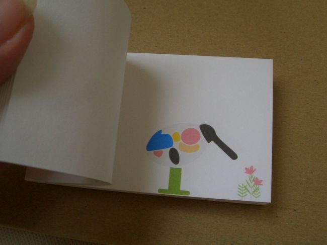 ヘルシンキ　Ittalaにて。<br />Bird Collectionを即買いする<br />関西のおばちゃんを横目に･･･<br />kiwiのパラパラマンガしか変えなかった私。。