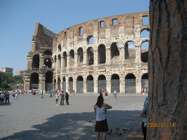 暑いけど木陰は風が通ると過ごしやすい。ほっとする瞬間。