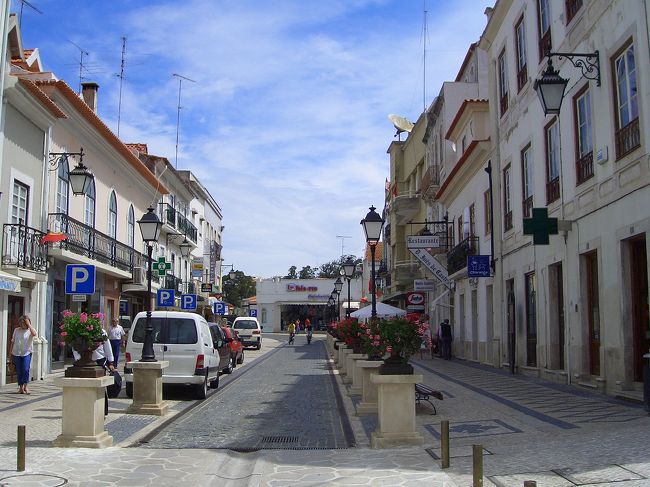 アルコバサの街並みはオビドスよりも新しい街並み。