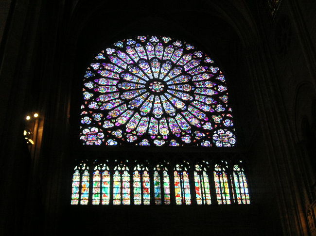 ステンドグラス