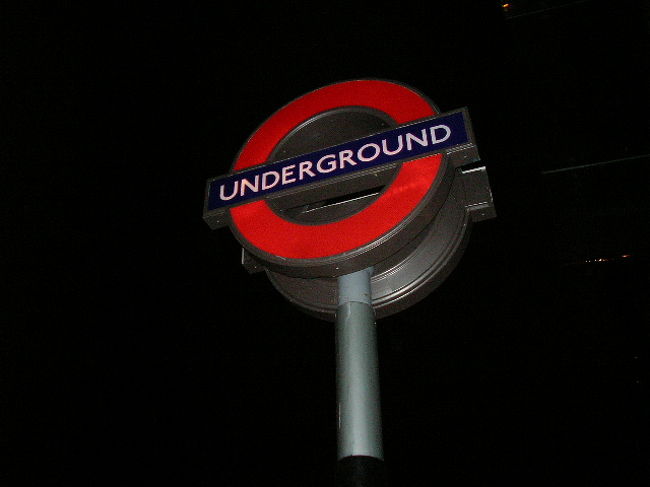 Undergroundのマーク<br />このマーク好き！