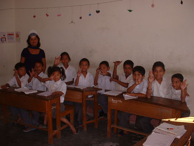 ダラン1<br />聾学校にて