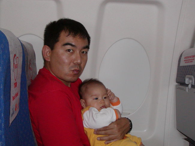 機内でもお利口さんに。