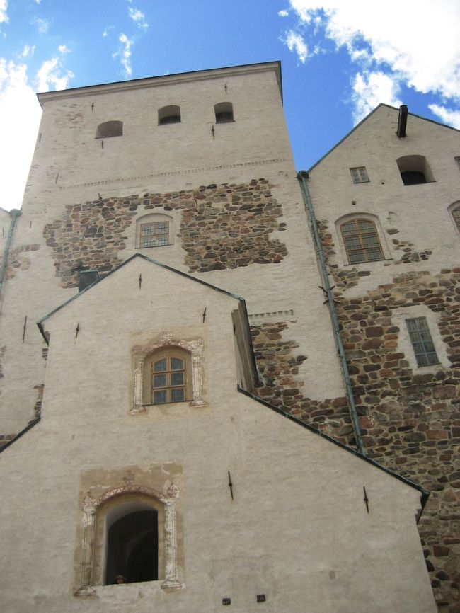 実はこのトゥルク城はフィンランドが建てたのではなく、スウェーデンによってフィンランド統治のために建築されたものだそうです。